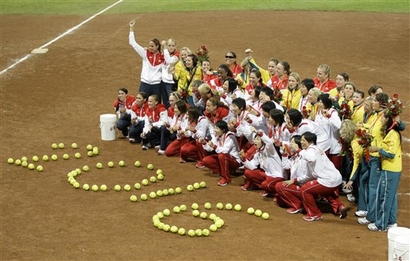 beijing_olympics_softballl_oly955.jpg